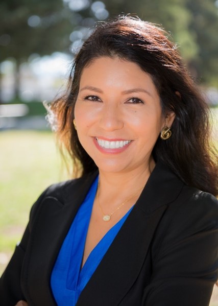 Natalie Guillen Board Photo 5x7